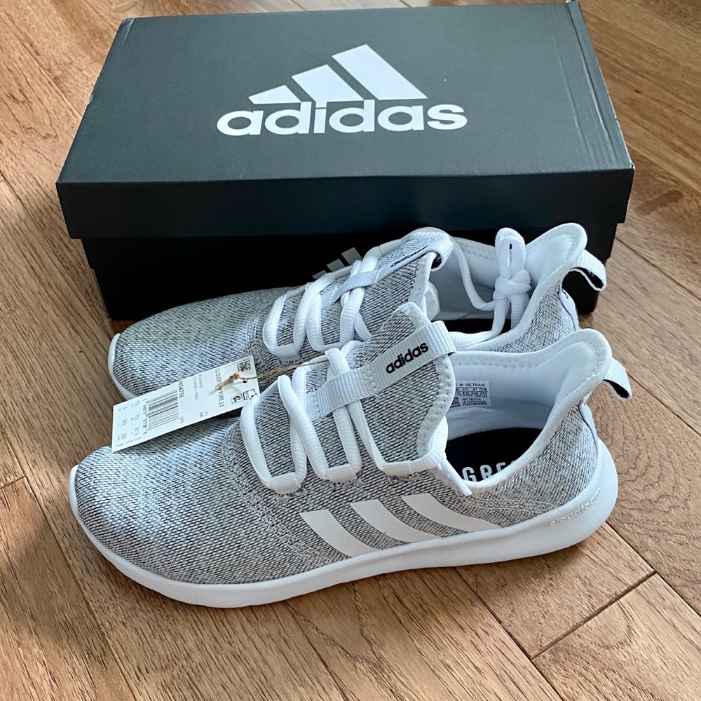 NEW Adidas Cloudfoam Pure 2.0 running size 9